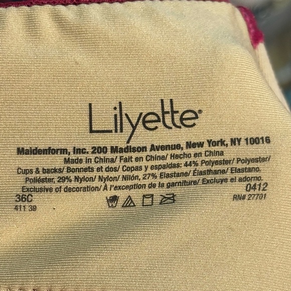 Lilyette Red Lace with Nude Lining 36C - Picture 12 of 12